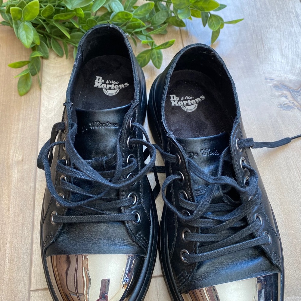 Dr. Marten “Alexei” Lace Up Shoes (Size 6-6.5) - Picture 8 of 9